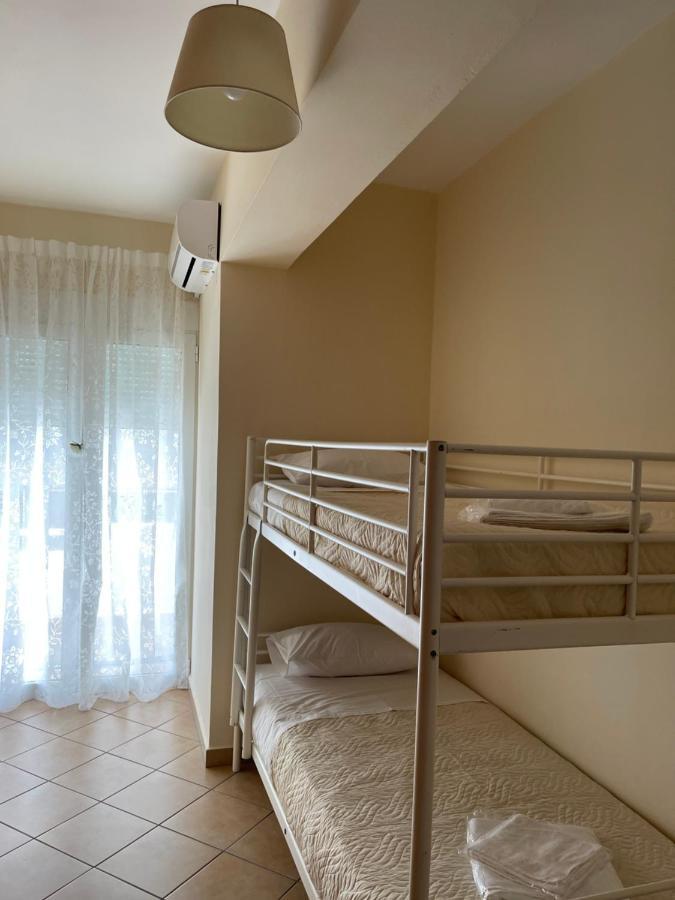 Ouranias Guesthouse Chania  Bagian luar foto